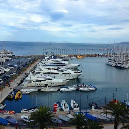 Appartamento Hyères, 2 Pièces, 4 Personnes - Fr-1-335-124 *